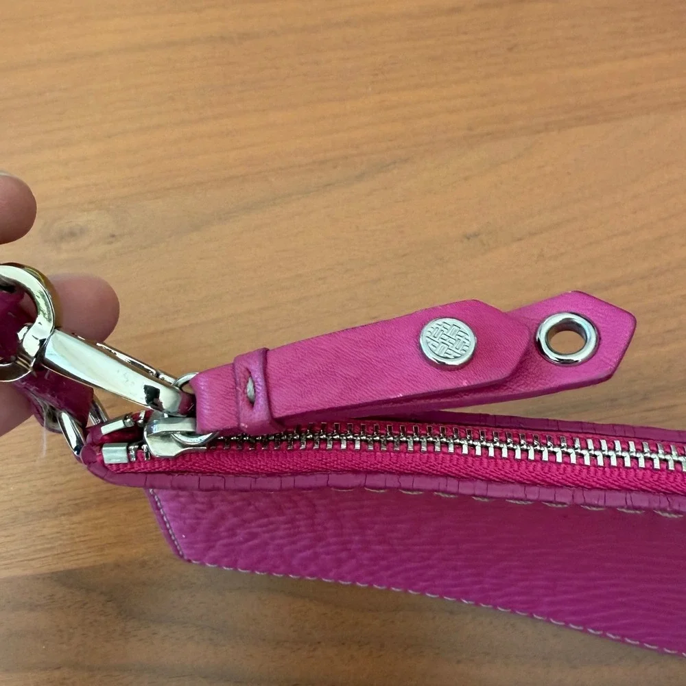 Cole Haan‎ Pink Pebbled Leather Wristlet Card Case Zip Pouch Small Wallet